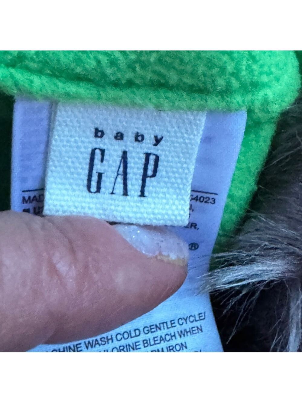 Baby gap toddler winter hat with fur trim - Picture 7 of 7